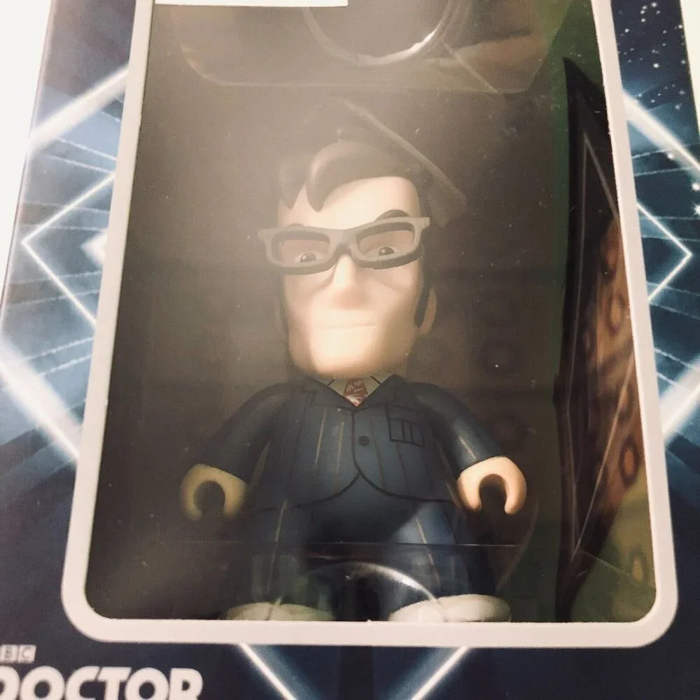 2012 Titan Doctor Who 10th Doctor With Glasses Vinyl Figure Toys Dr Who - Picture 2 of 12